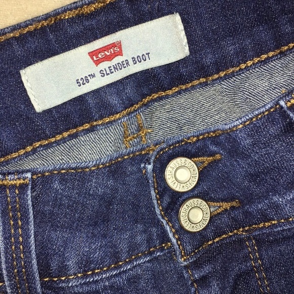 Levi’s 526 Jeans - Picture 5 of 8